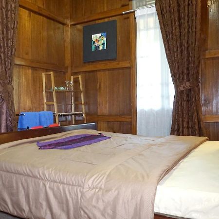 בנדונג Badjoeri Ethnic Wooden Homestay מראה חיצוני תמונה