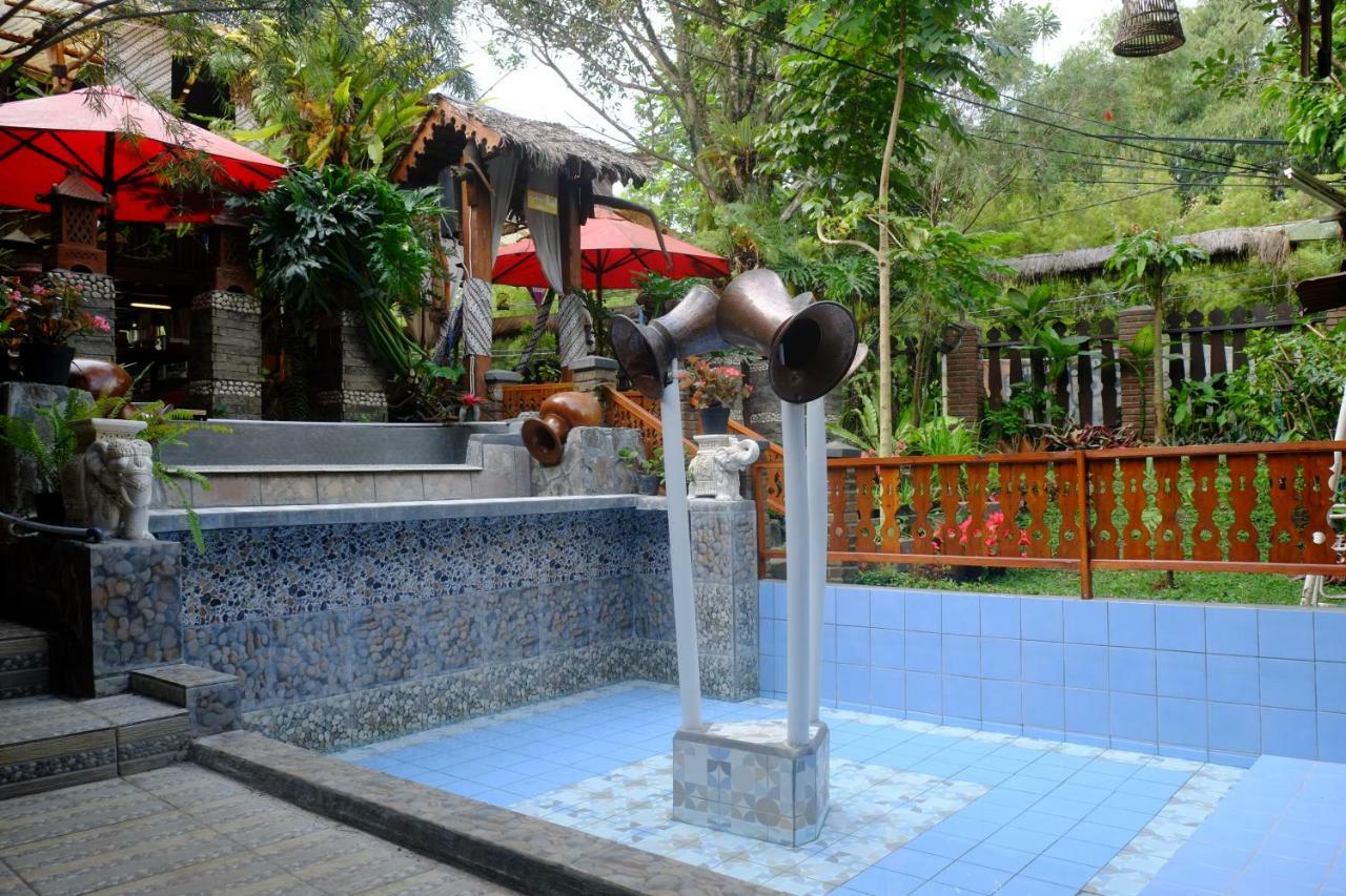 בנדונג Badjoeri Ethnic Wooden Homestay מראה חיצוני תמונה